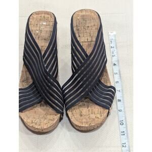 Cute navy criss cross ribbon & cork wedges w/brass nail detail by Cato size 11